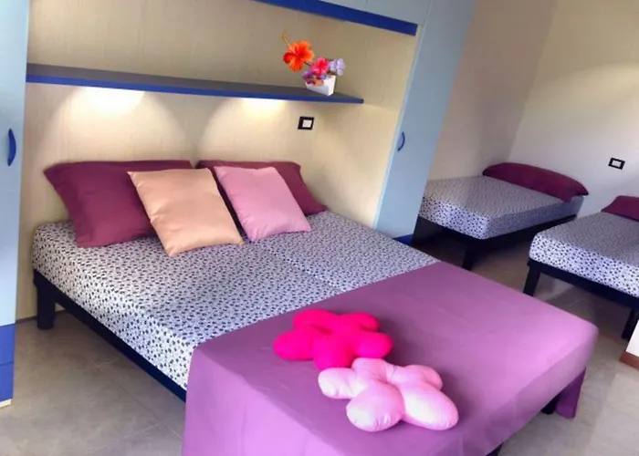 Family Friendly Getaway With Pool-beahost